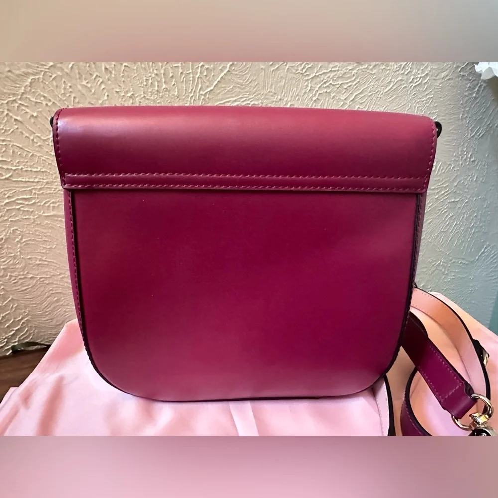 LIKE NEW Kate Spade Doreen New Bond Street Red Plum Leather Crossbody - Picture 4 of 6